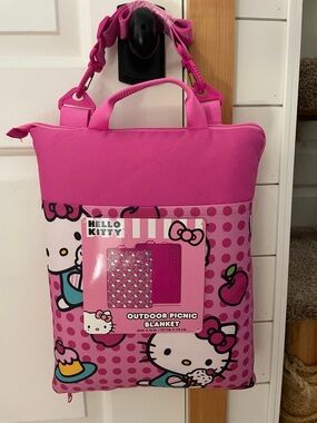 Hello Kitty Pink Outdoor Picnic Blanket Tote